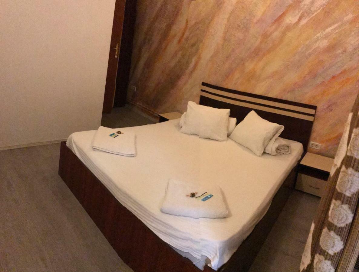 Hotel Cosmin Arad Exterior foto
